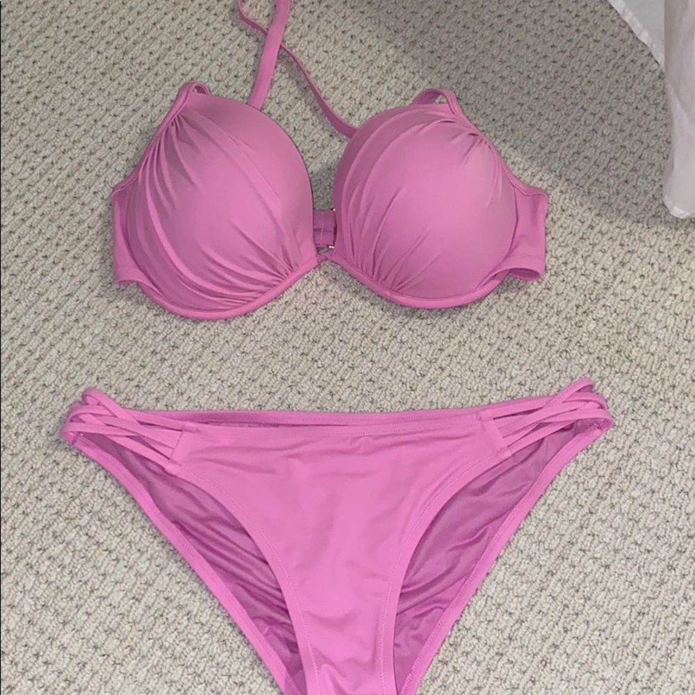 Bubblegum pink bikini